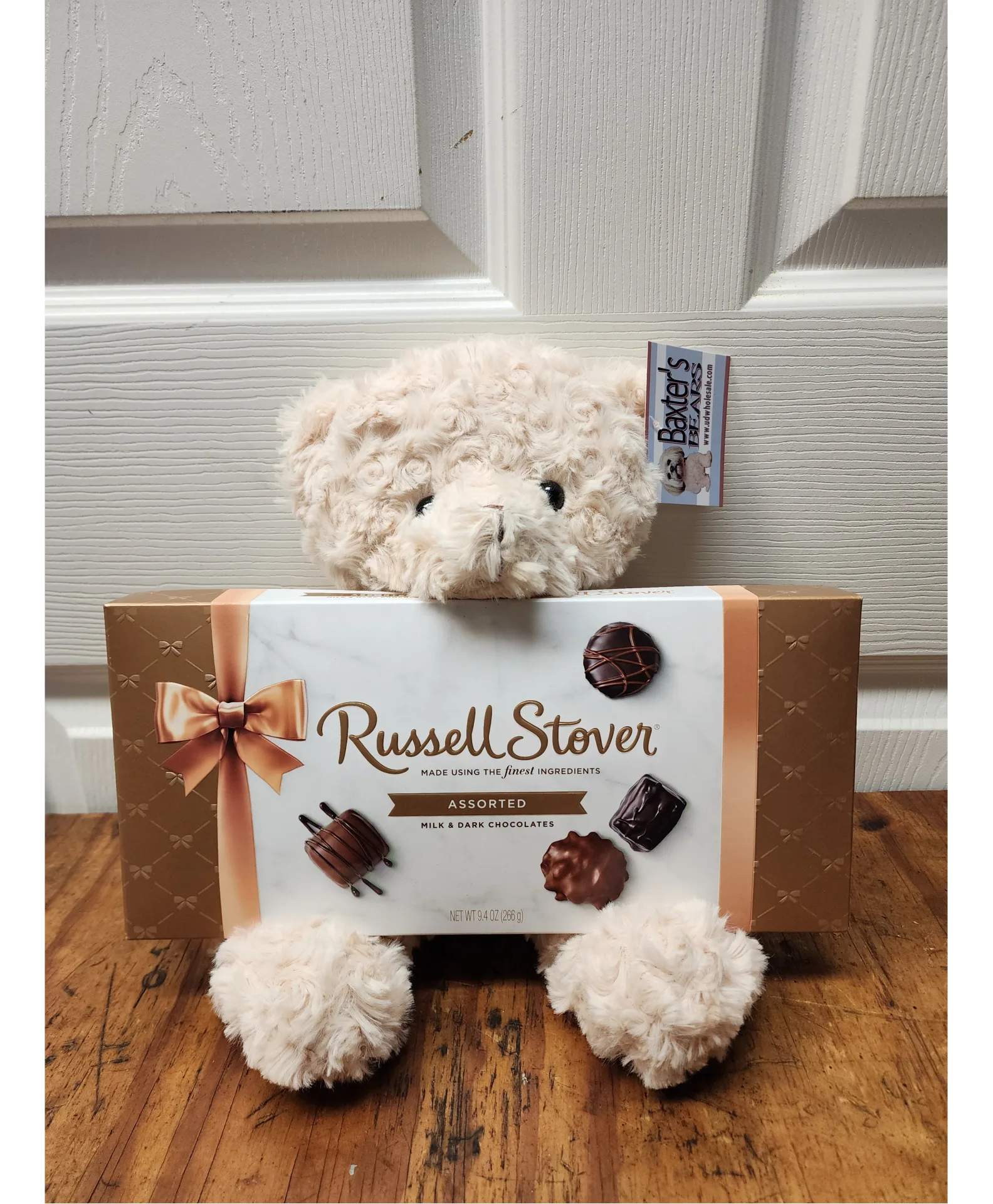 Baxter bear and candy Gift basket Baxter bear and candy Gift basket
