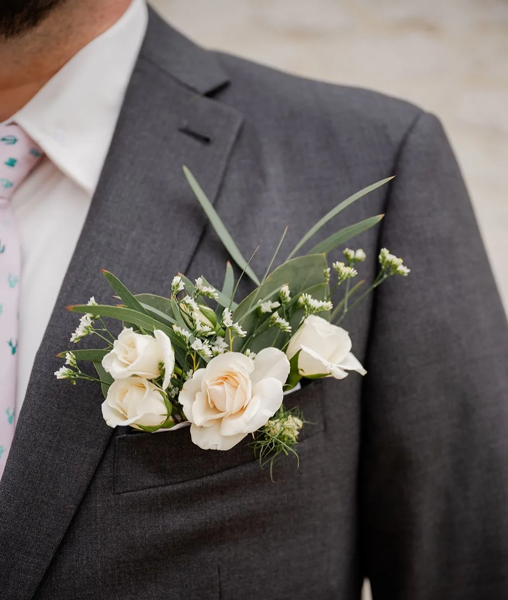 Florist’s Choice Pocket Square Boutonniere Florist’s Choice Pocket Square Boutonniere