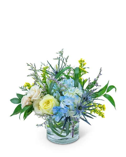 Wilde Blue Flower Arrangement Wilde Blue Flower Arrangement