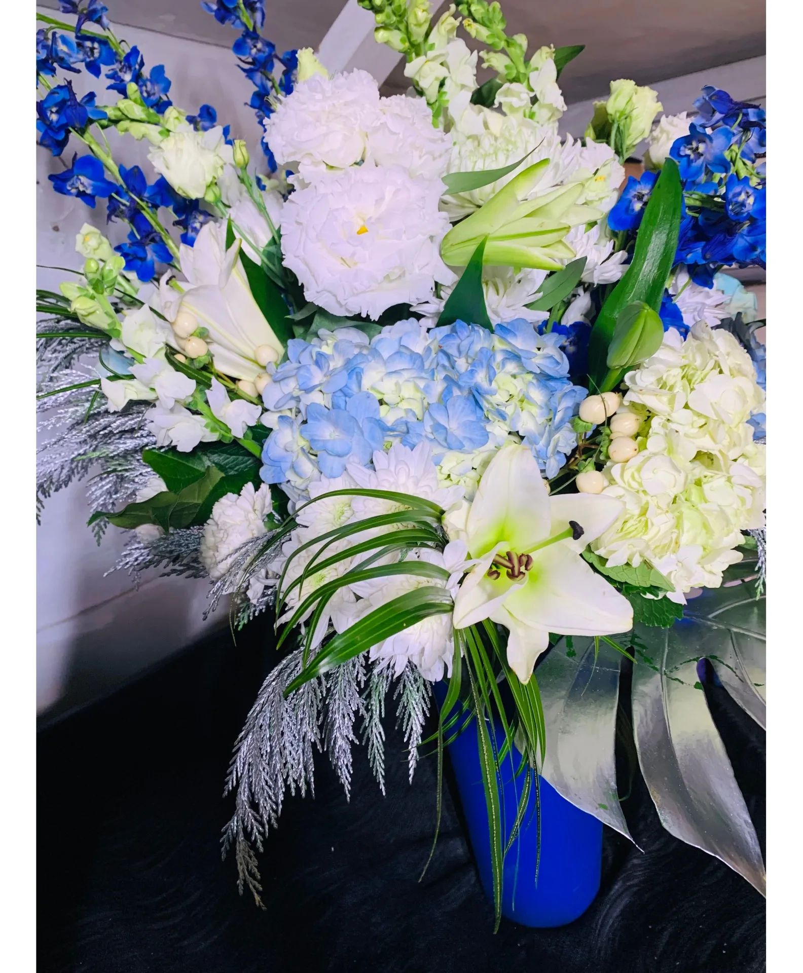 ELEGANT SYMPATHY FLOWERS FUNERAL