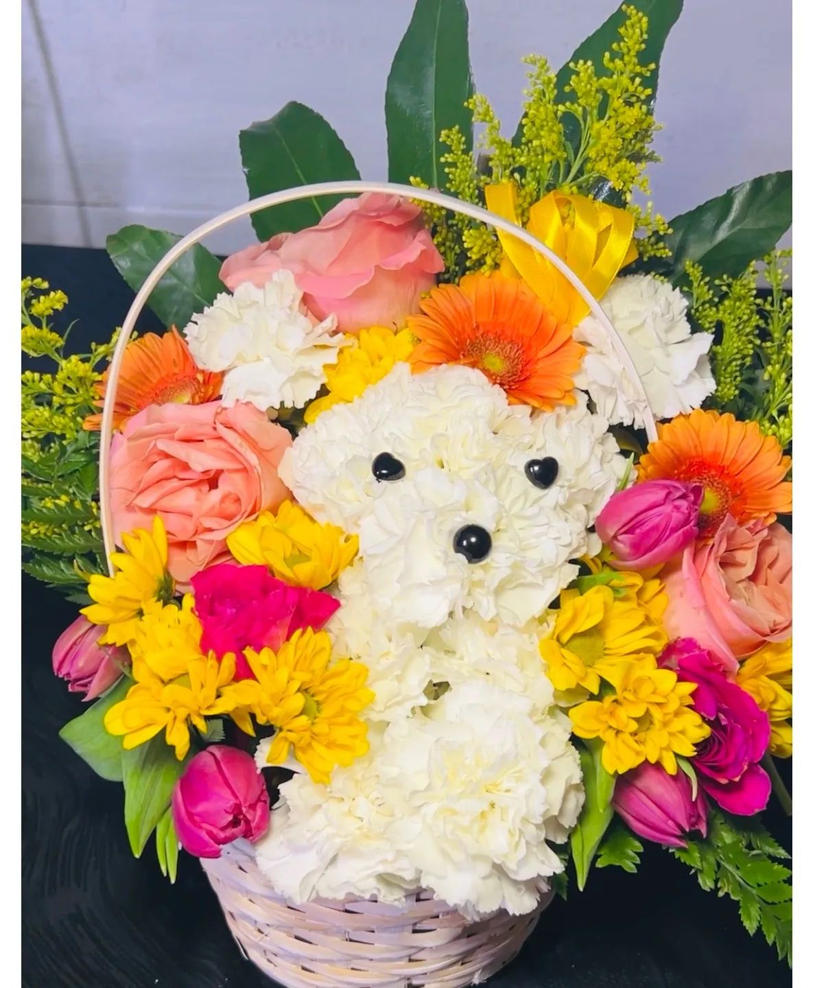 PUPPY LOVE BASKET Designer’s choice