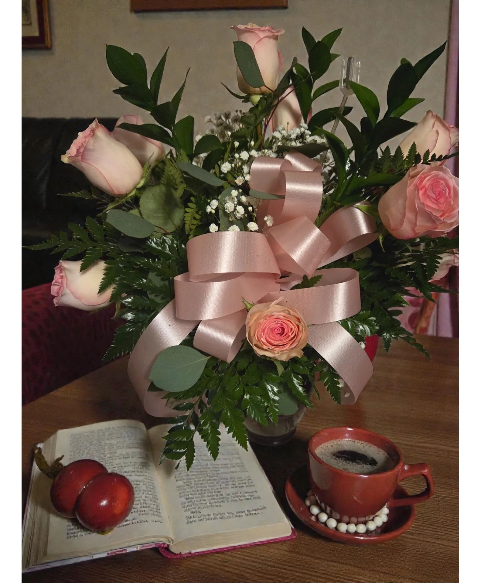 Designers Choice Pinky Rose Arrangement