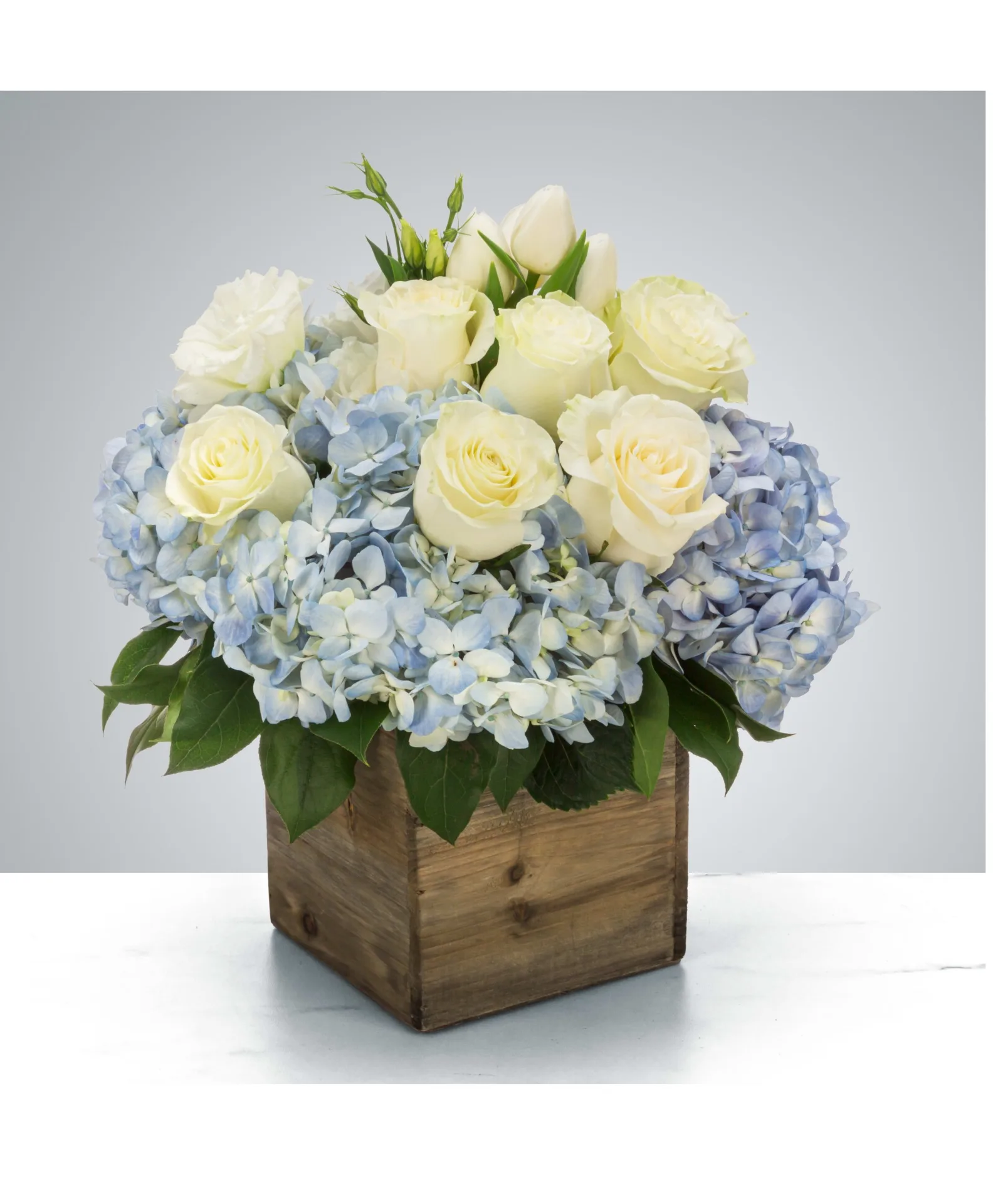 Serenity Blue Garden Wooden Box Arrangement – Compact Garden Style (All-Around Design) Serenity Blue Garden Wooden Box Arrangement – Compact Garden Style (All-Around Design)