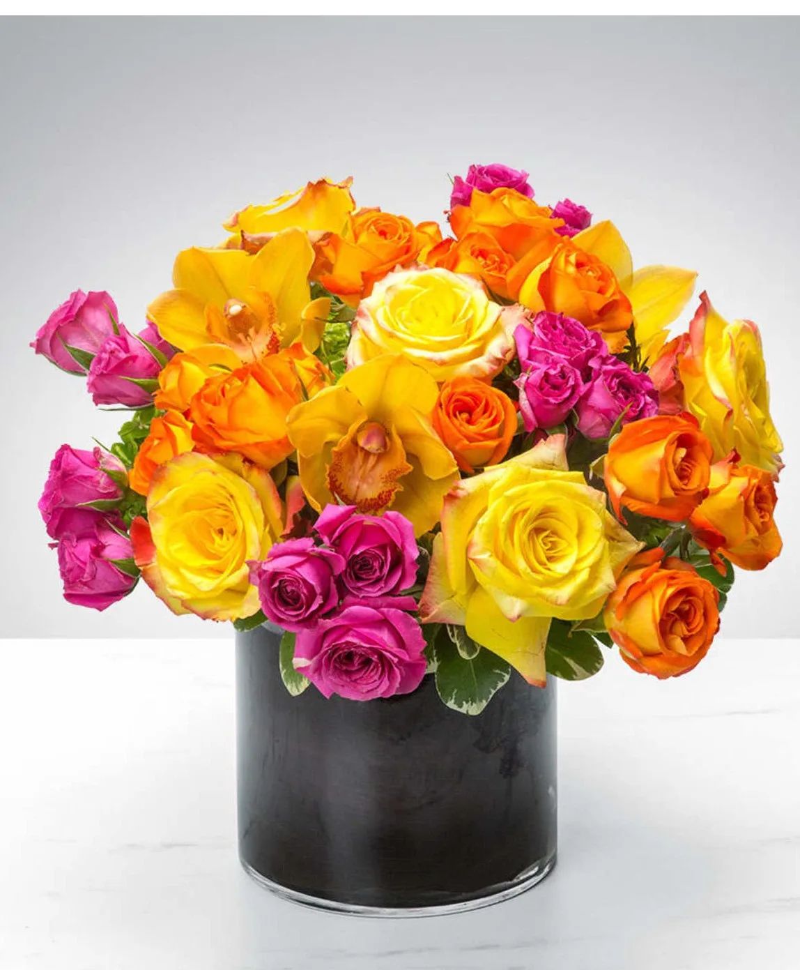 Golden Sunset Radiance Vase Arrangement – Modern Compact Floral Design