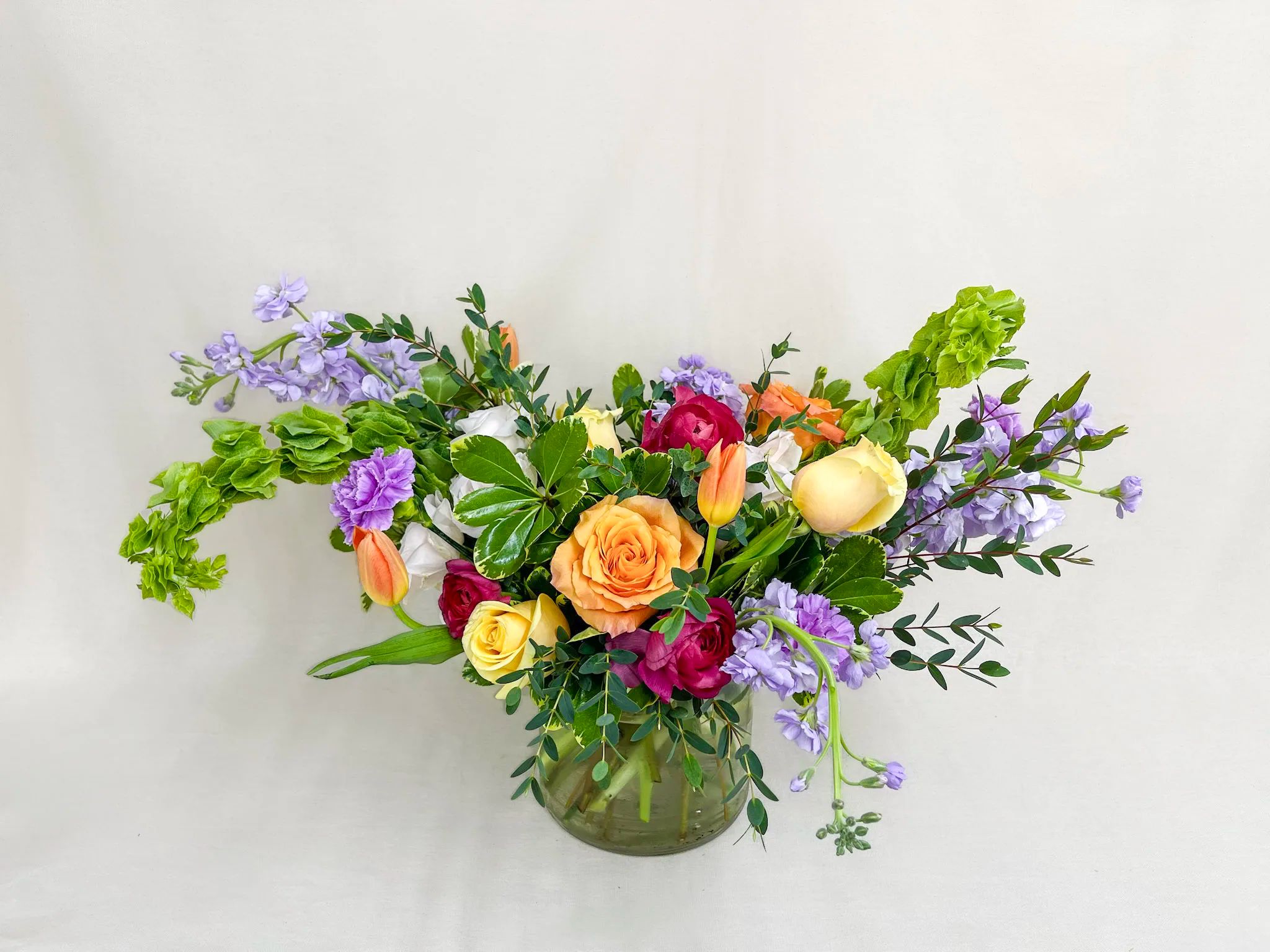 Garden-Inspired Floral Arrangement