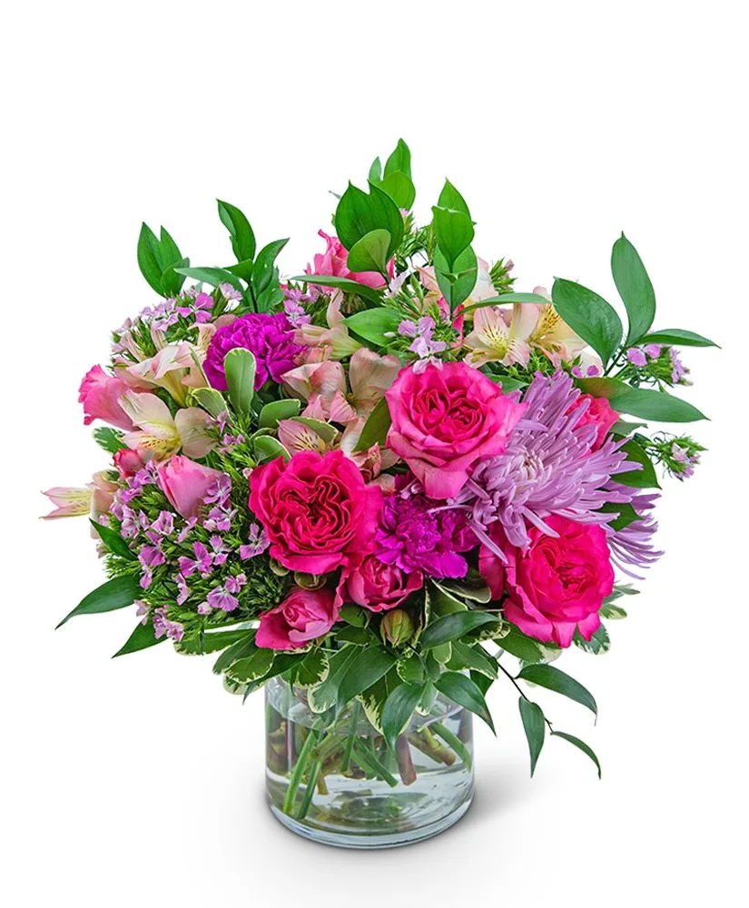 Classic Cosmopolitan Flower Arrangement Classic Cosmopolitan Flower Arrangement