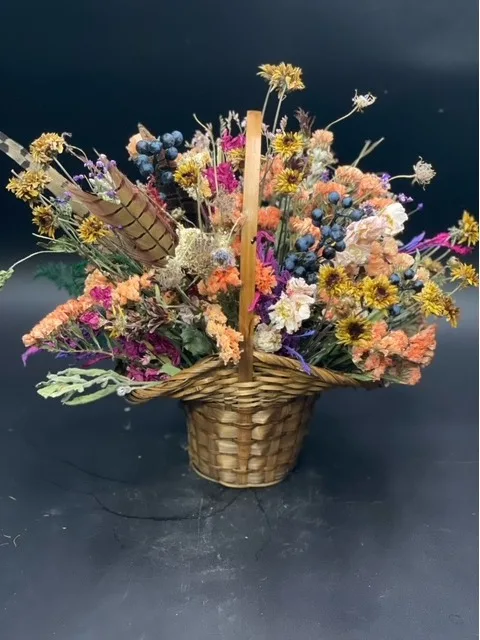 Everlasting Basket Dried Floral Designer's Choice Everlasting Basket Dried Floral Designer's Choice