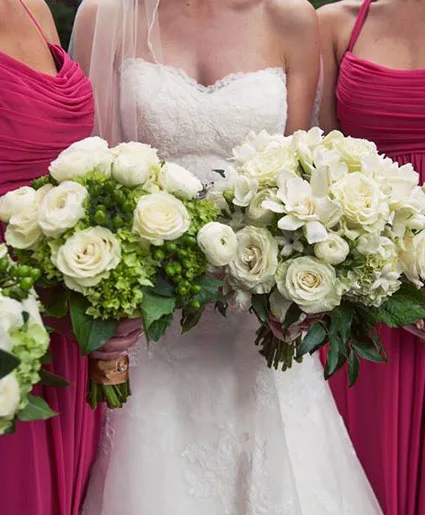 Classic White Bridal Bouquet Classic White Bridal Bouquet