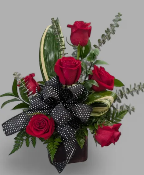 LC Half dozen Roses Cube Arrangement LC Half dozen Roses Cube Arrangement