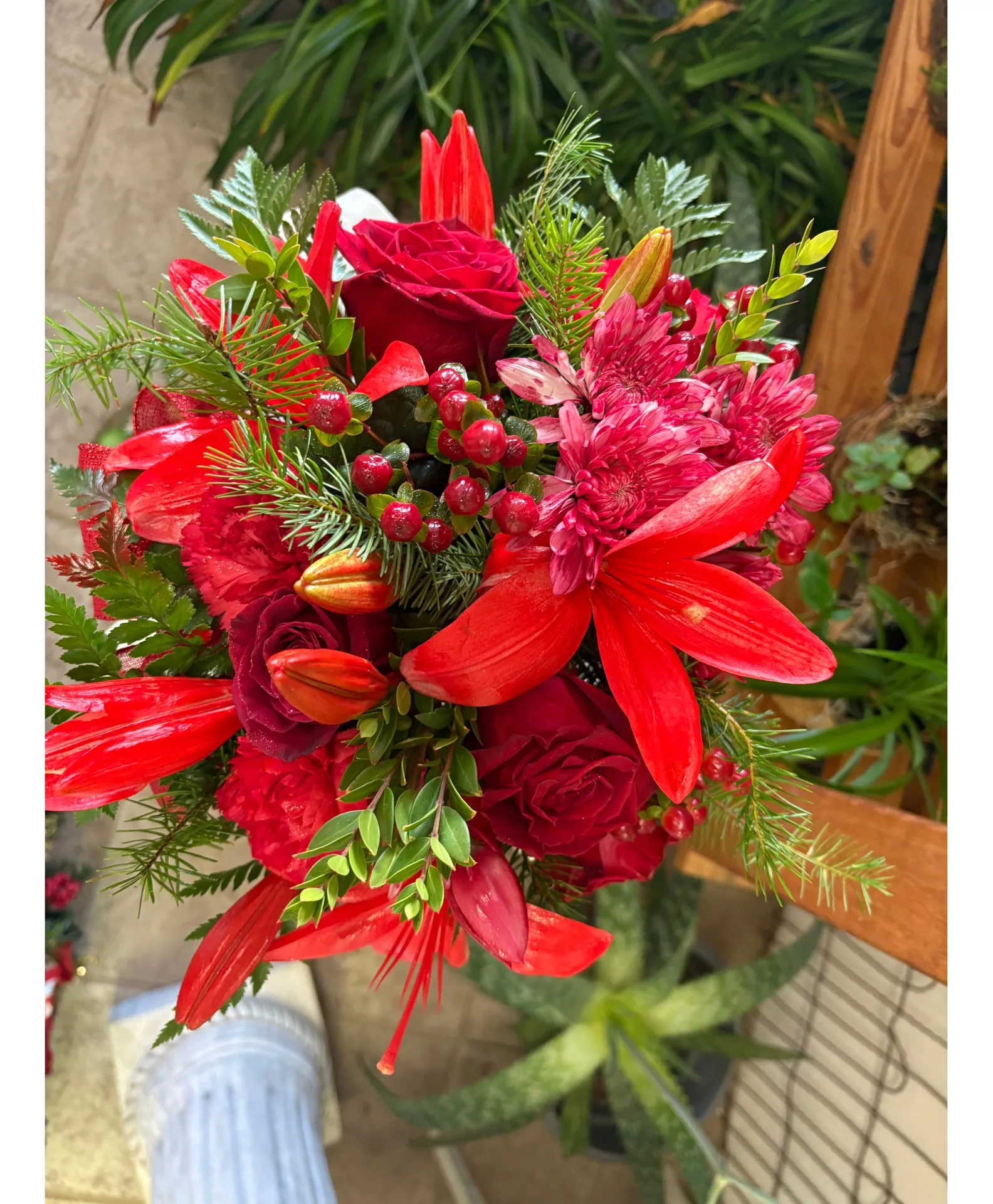 Christmas Table Arrangement Flower Christmas Table Arrangement Flower