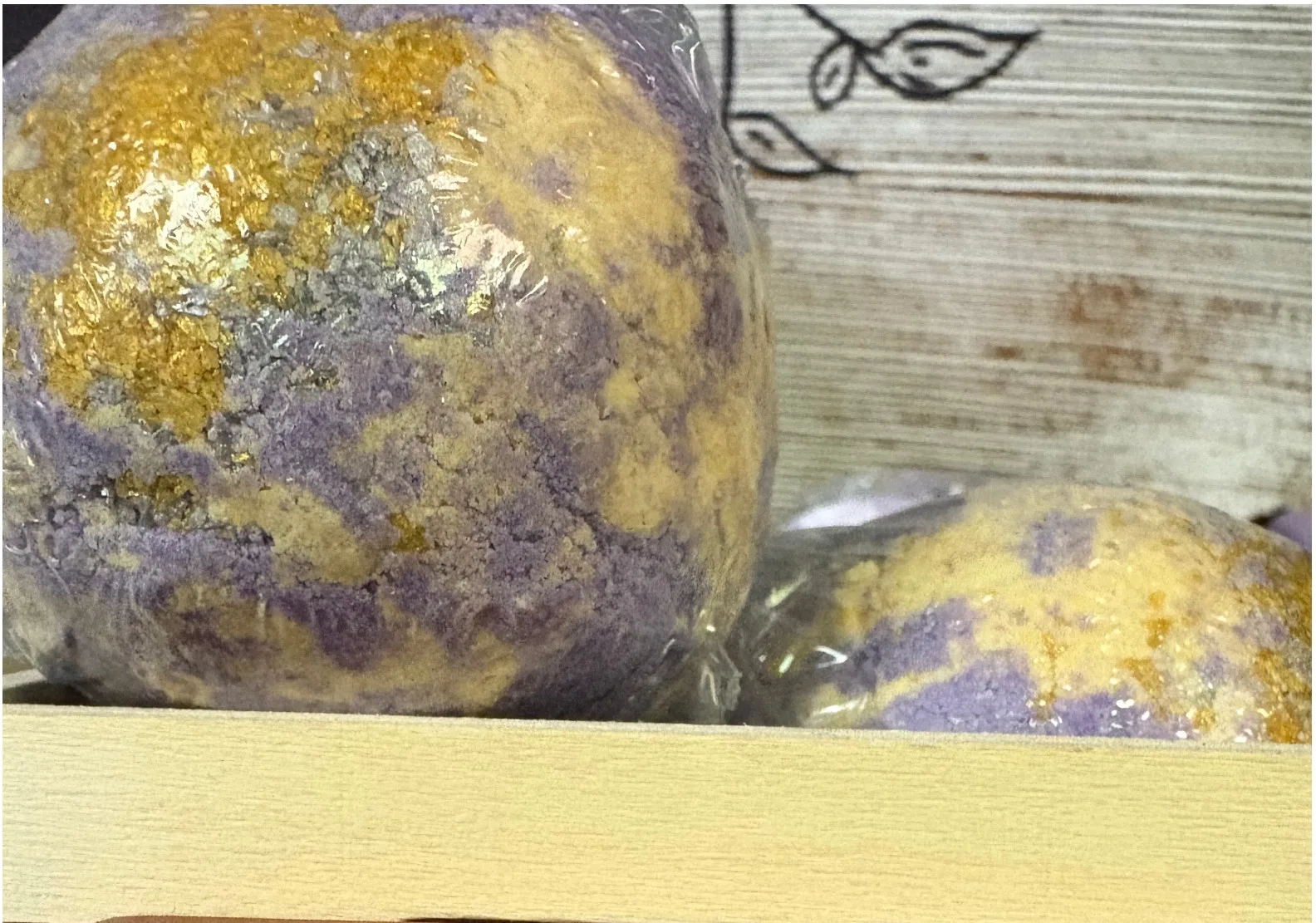 Honey Badger Farms Diva Bath Bomb Bath Bombs Honey Badger Farms Diva Bath Bomb Bath Bombs