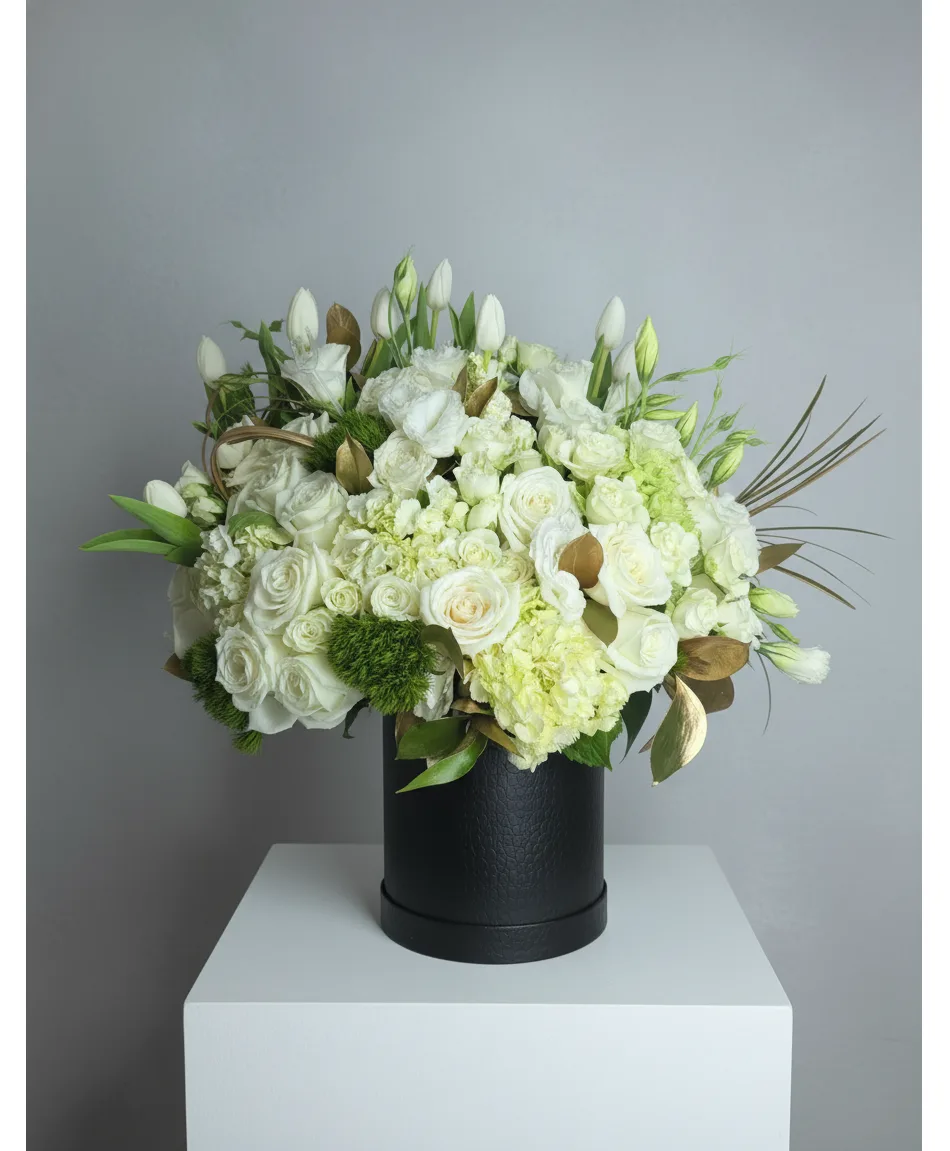 Elegant hat box assorted colors available Elegant hat box assorted colors available