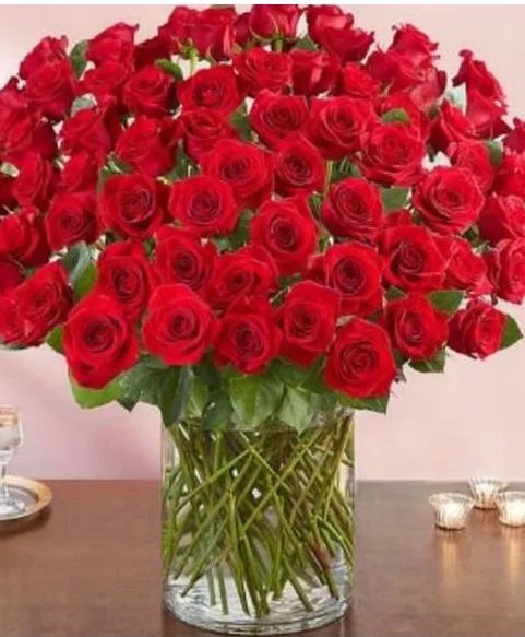 100 Premium Long Stem Red Roses