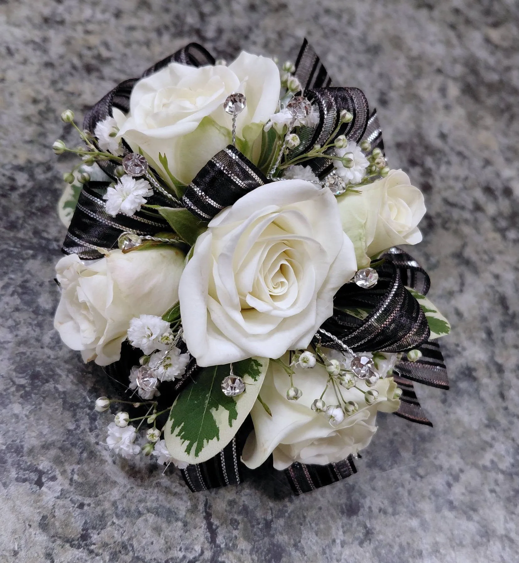 Corsages | Phillips Florist